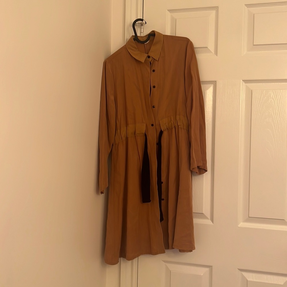 Button down dress/shirt amazing quality
